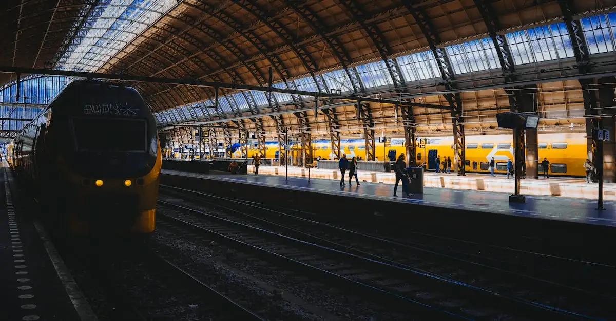 Almere Centrum naar Amsterdam Centraal reizen met de trein