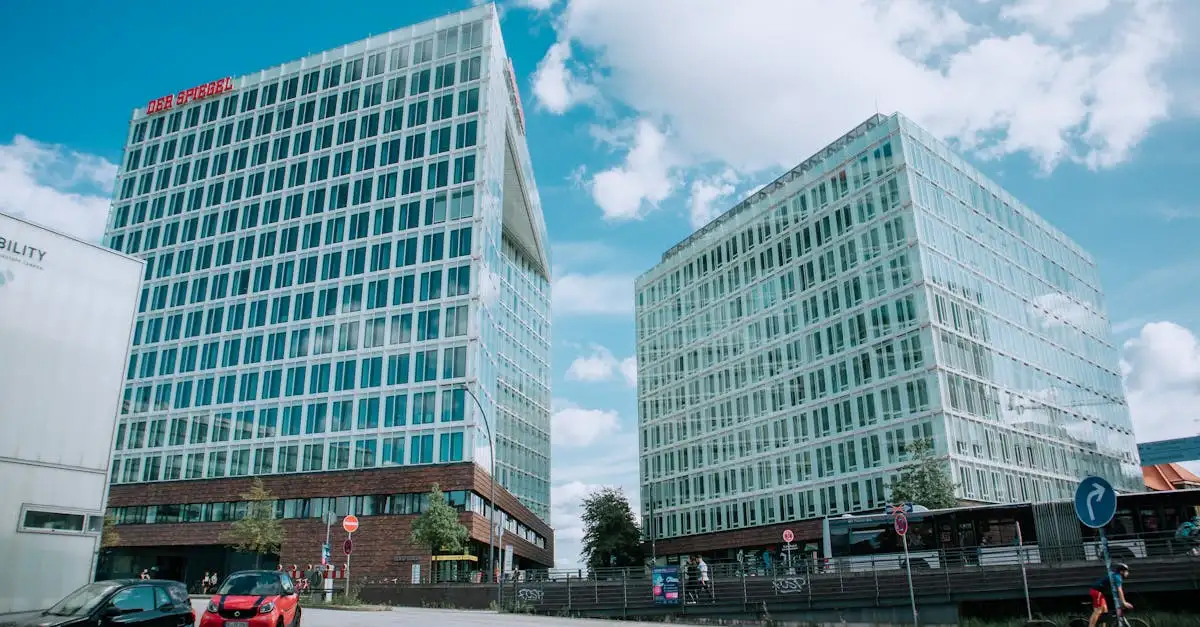Vernieuwing stationsgebied Almere nadert voltooiing met nieuwe appartementen en winkels